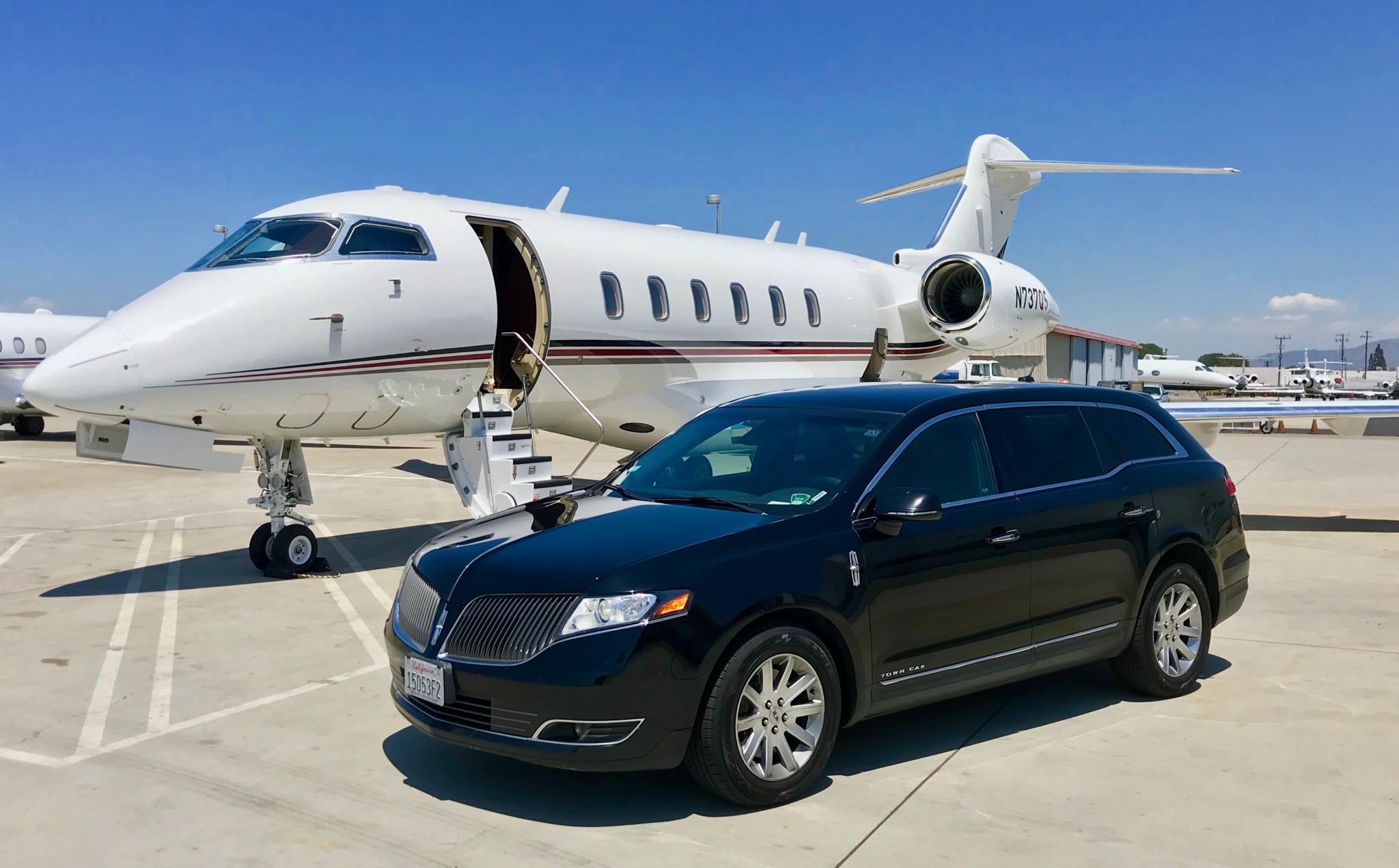 Limo Service from Lax, SNA, LGB to Disneyland